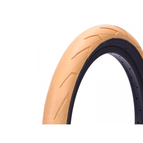 Stranger Haze Tyre, 20" x 2.4" Gum W/Black Walls
